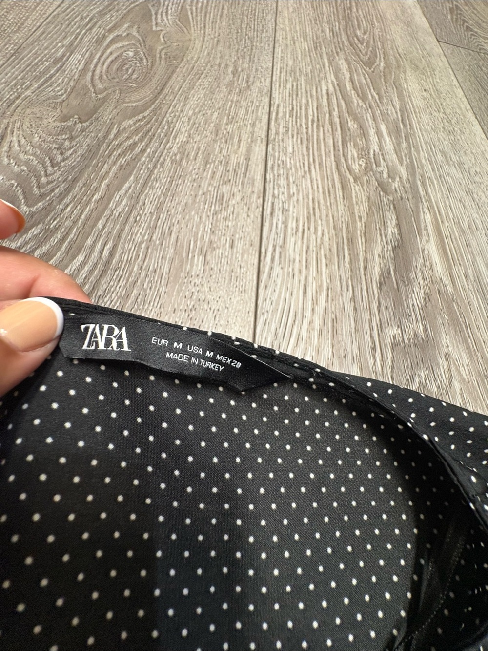 Zara Black Polka Dot Short Sleeve Pleated Dress - Picture 4 of 8